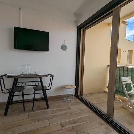 Studio Climatise Avec Balcon - Vue Montagne - 50 M De La Plage Canet-en-Roussillon Exterior photo